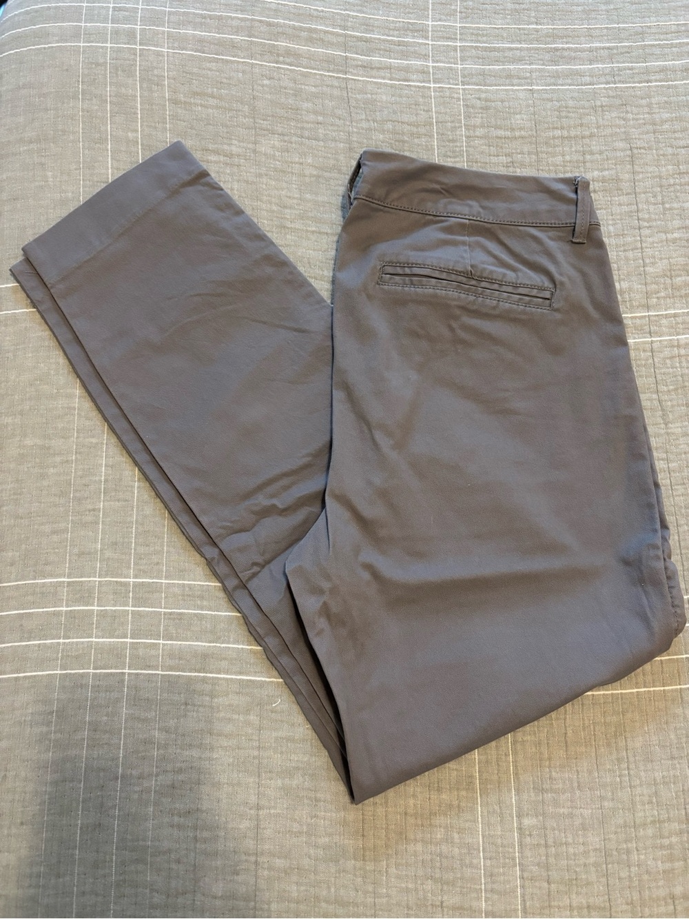 Women’s chinos